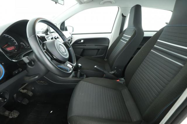 Volkswagen Up! image 1