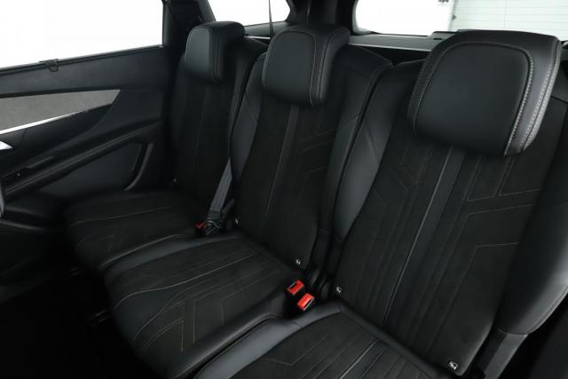 Peugeot 5008 image 1