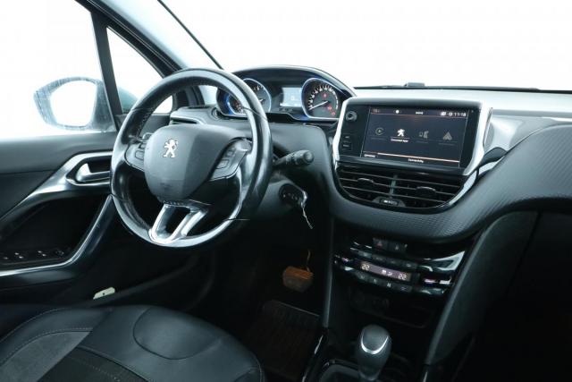 Peugeot 2008 image 6