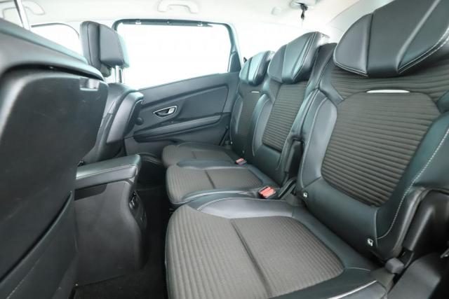 Renault Grand Scénic image 6
