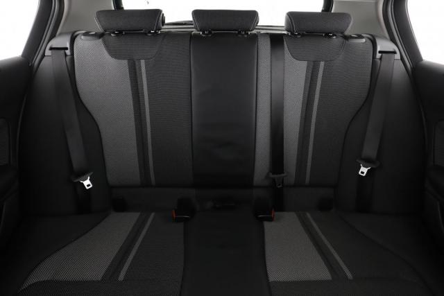 Bmw Série 1 image 9