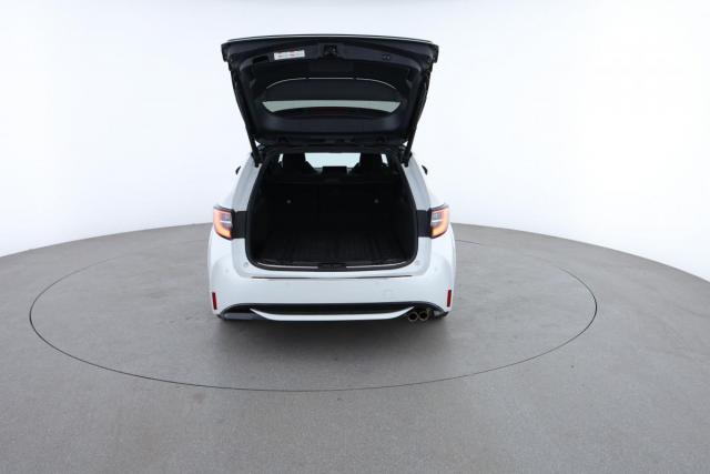 Toyota Corolla Touring Sports image 3