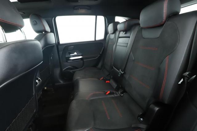 Mercedes Benz Glb image 5