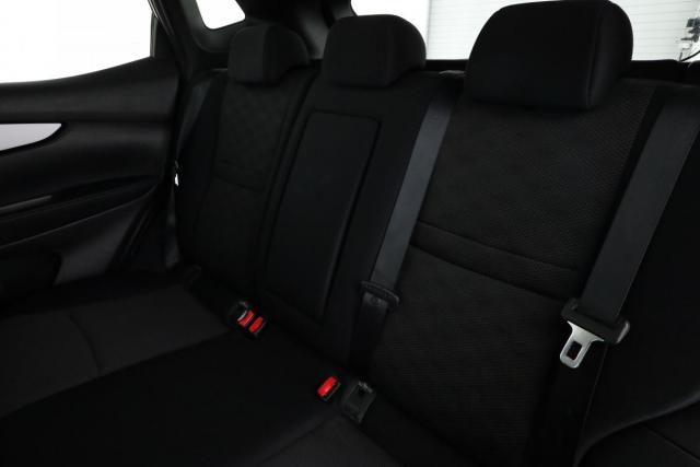 Nissan Qashqai image 2