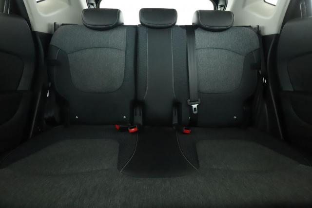 Renault Captur image 1