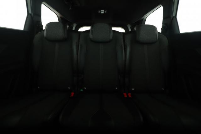 Peugeot 5008 image 2