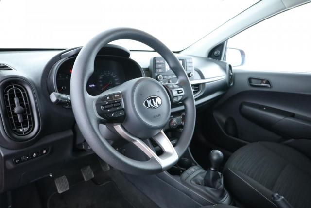 Kia Picanto image 9