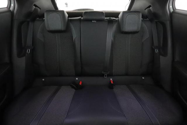 Peugeot 2008 image 4