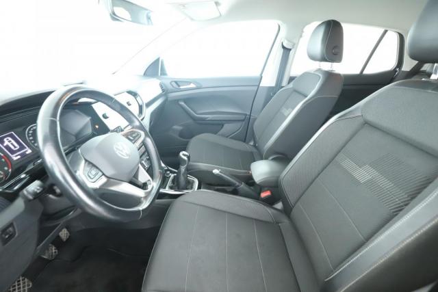 Volkswagen T-Cross image 8