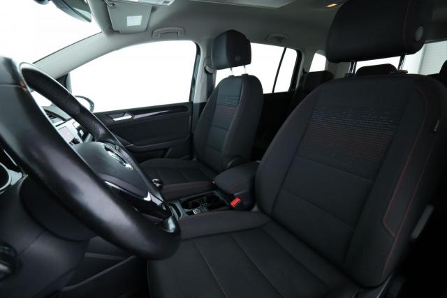 Volkswagen Touran image 4