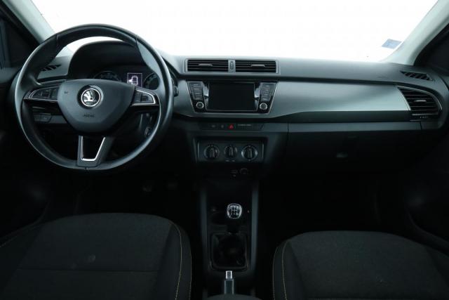 Skoda Fabia image 7