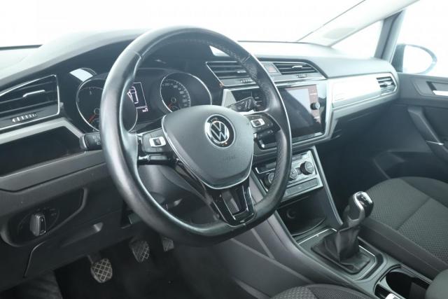 Volkswagen Touran image 4