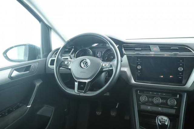 Volkswagen Touran image 3