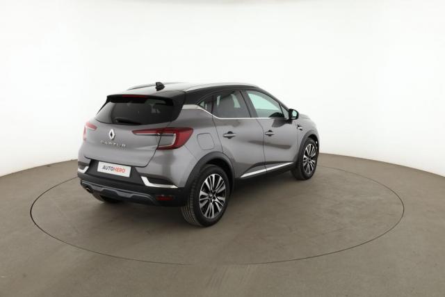 Renault Captur image 1