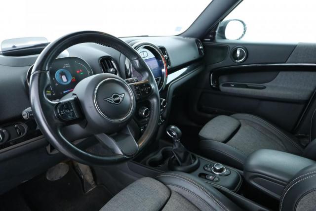 Mini Countryman image 8