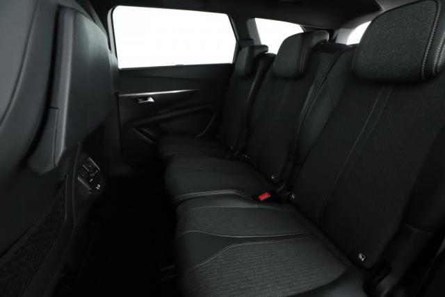 Peugeot 5008 image 6