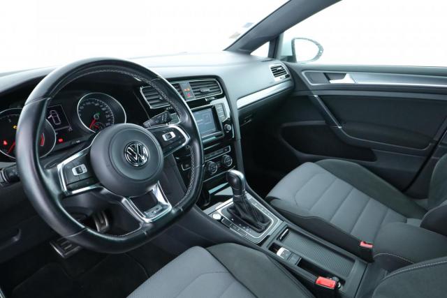 Volkswagen Golf image 4