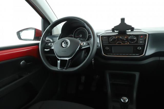 Volkswagen Up! image 9