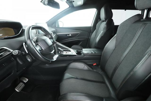 Peugeot 5008 image 2