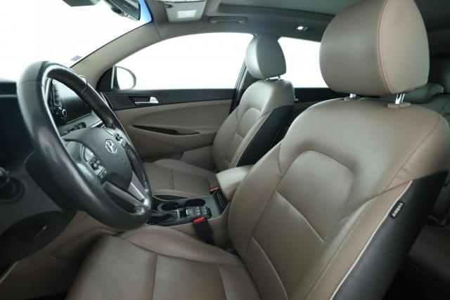 Hyundai Tucson image 8