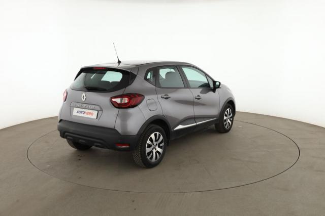 Renault Captur image 2