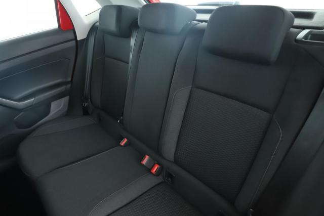 Volkswagen Polo image 9