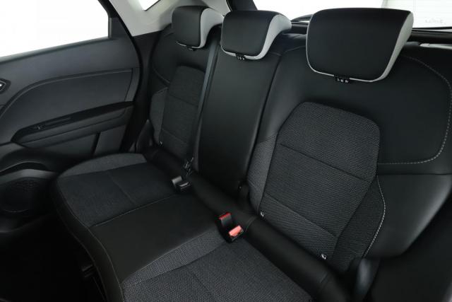 Renault Captur image 6