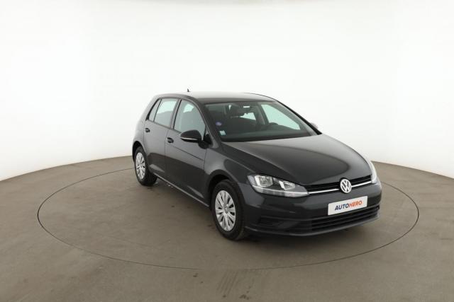 Volkswagen Golf image 9