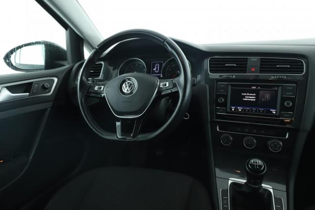 Volkswagen Golf image 5