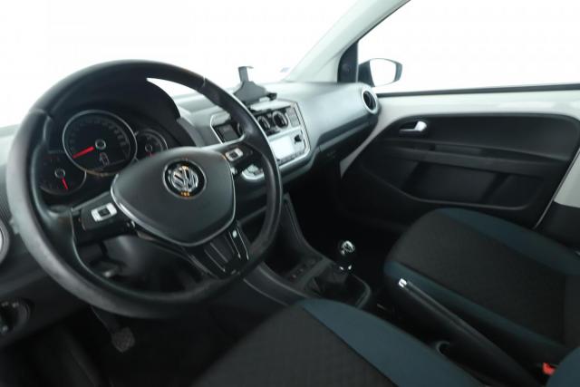 Volkswagen Up! image 1