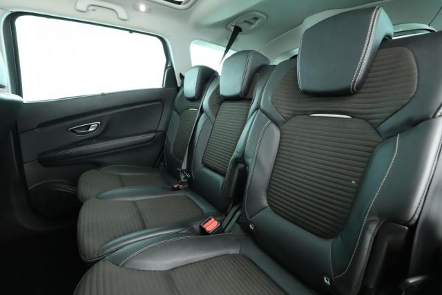 Renault Grand Scénic image 2