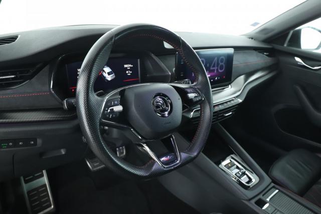 Skoda Octavia image 1