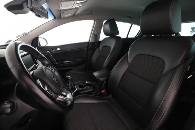 Kia Sportage image 1