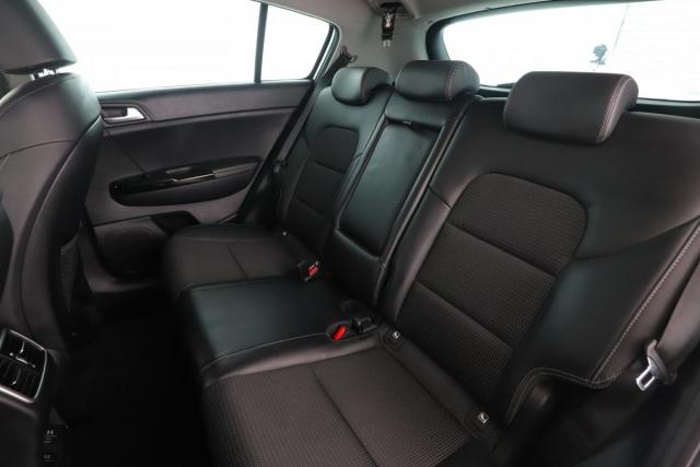 Kia Sportage image 4