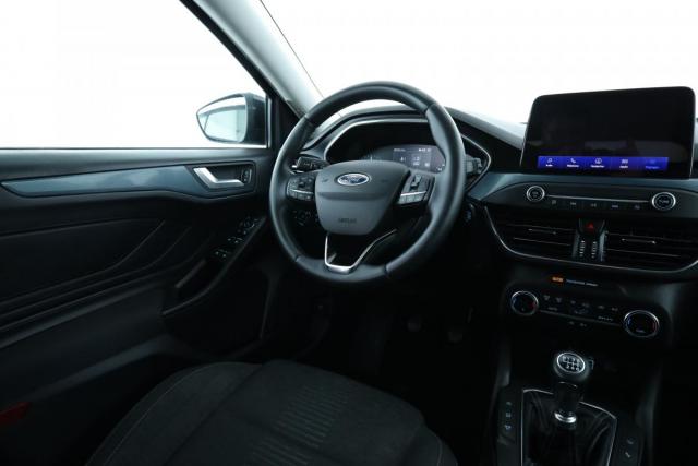 Ford Focus image 6
