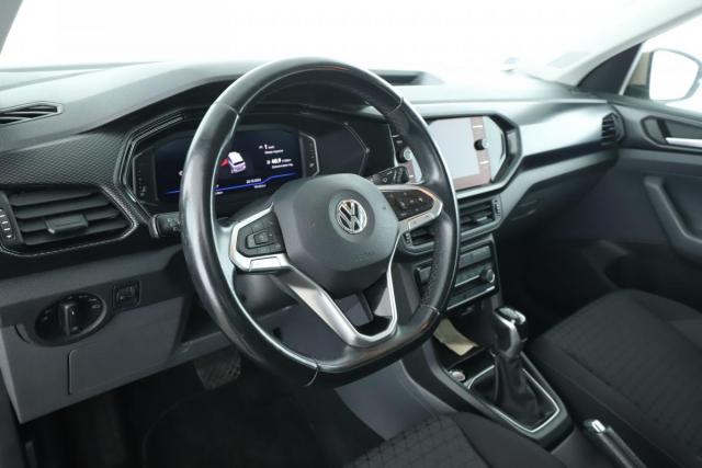 Volkswagen T-Cross image 1