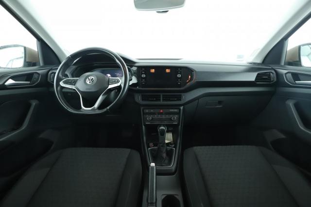 Volkswagen T-Cross image 5