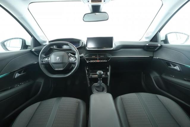 Peugeot 208 image 8