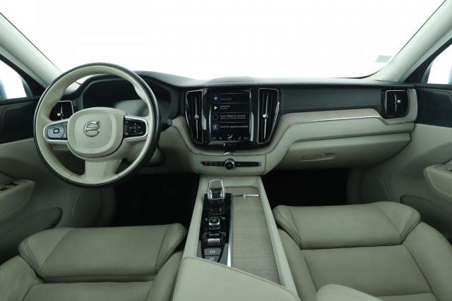 Volvo Xc60 image 6