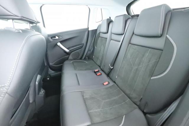 Peugeot 2008 image 5