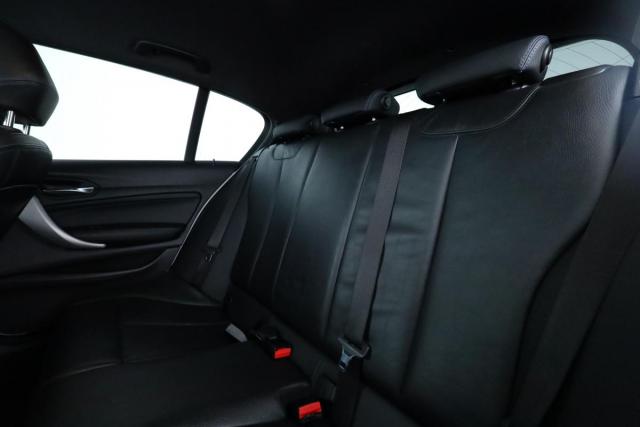 Bmw Série 1 image 3