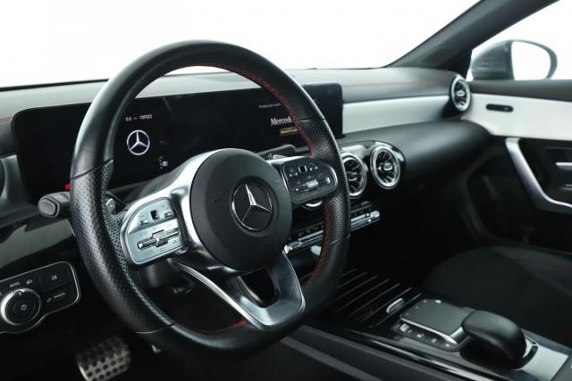 Mercedes Benz Cla image 2