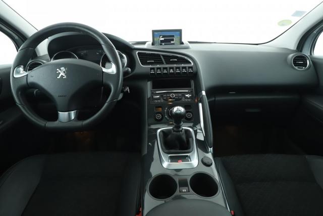 Peugeot 3008 image 2