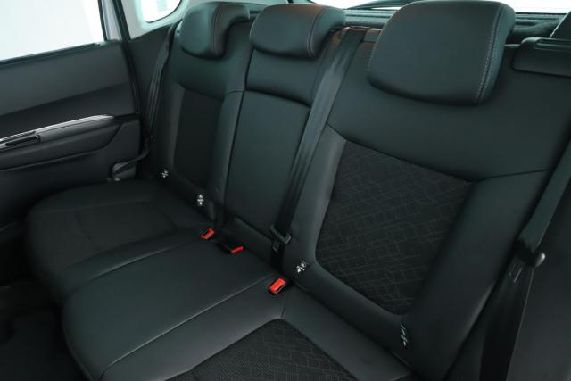 Peugeot 3008 image 8