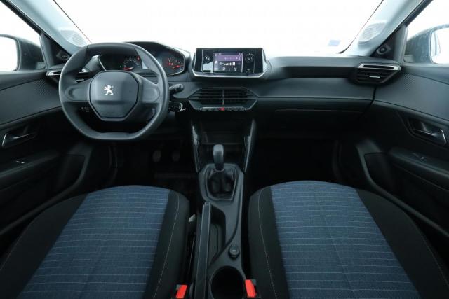 Peugeot 208 image 3