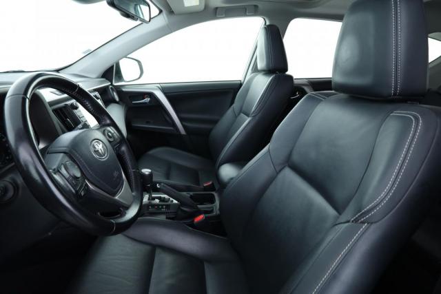 Toyota Rav4 image 3