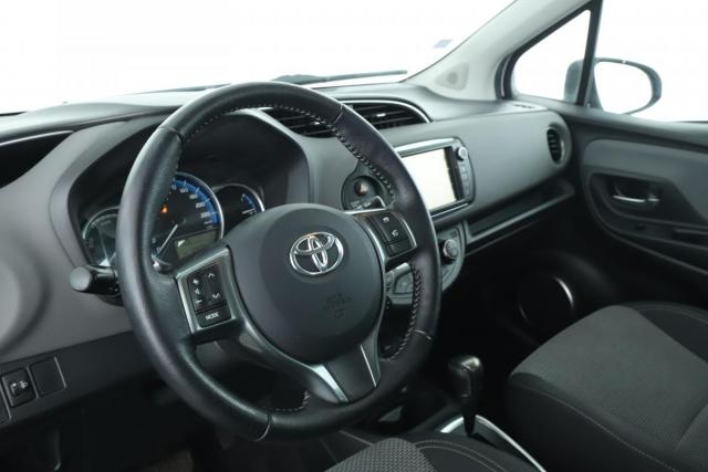 Toyota Yaris image 3
