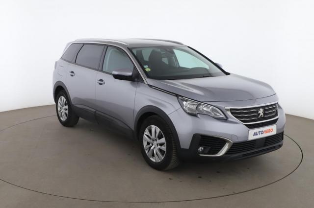Peugeot 5008 image 8