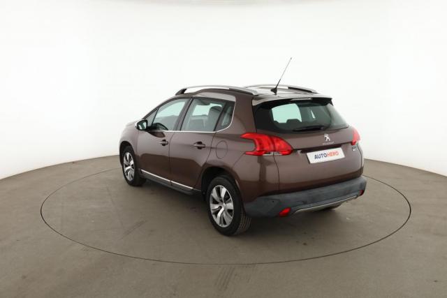 Peugeot 2008 image 8