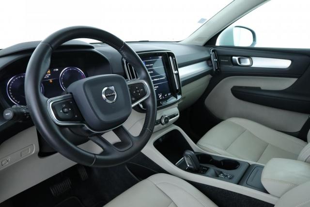 Volvo Xc40 image 6